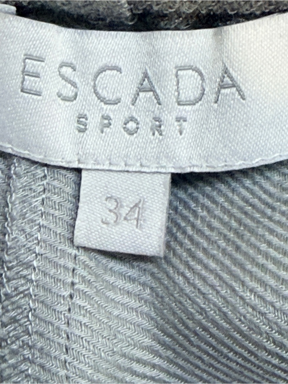 Escada Gray Tailored Blazer and Wide-Leg Trousers - Picture 4 of 4